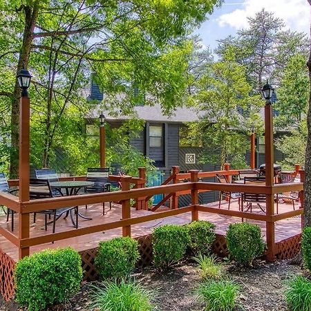 Pinecrest Townhomes-1King-2Queen Unit-Renovated Pigeon Forge Kültér fotó