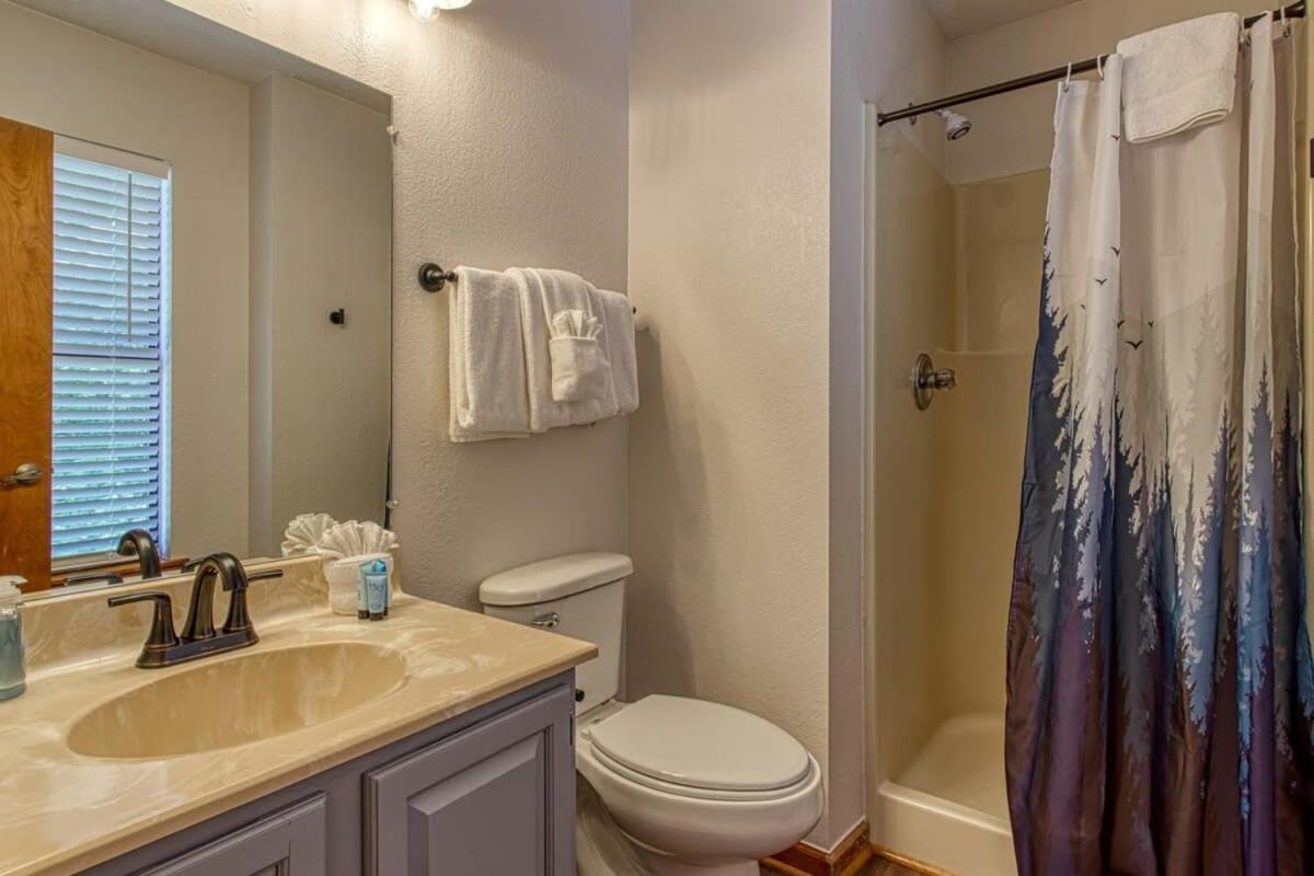 Pinecrest Townhomes-1King-2Queen Unit-Renovated Pigeon Forge Kültér fotó